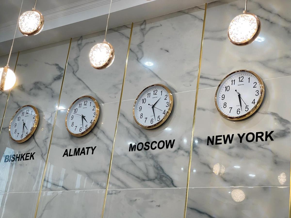 Hotel Nova Bishkek Esterno foto